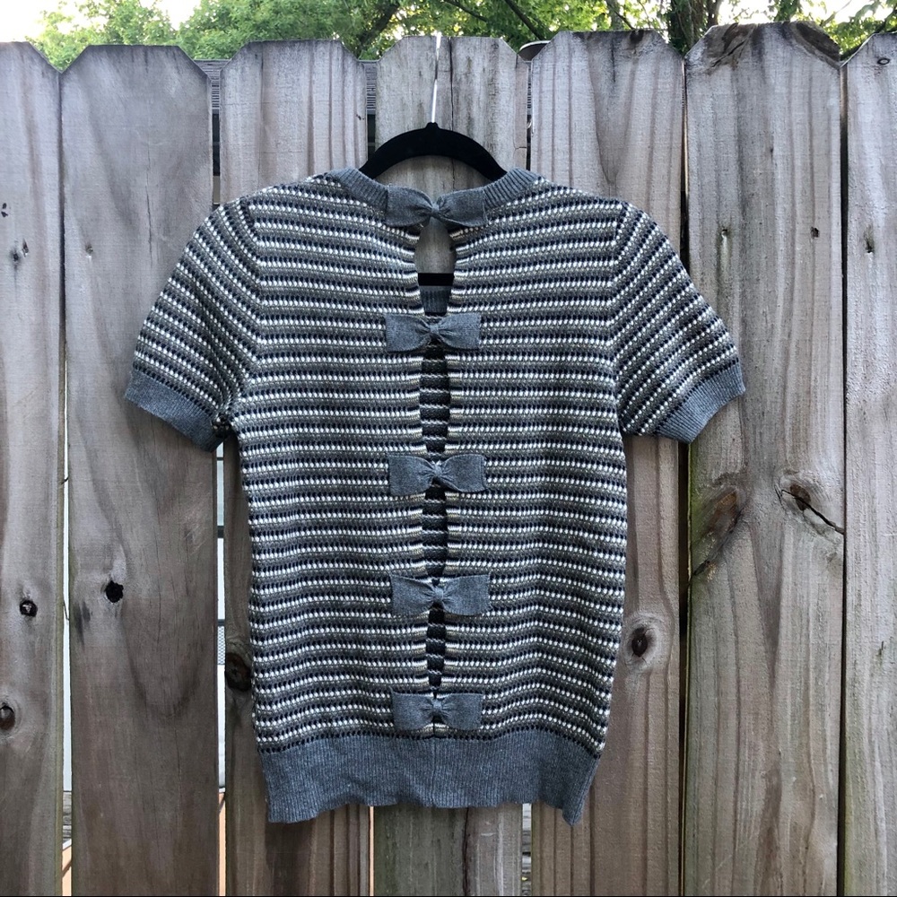 FRENCH CONNECTION - SHORT SLEEVE BOWTIE TOP